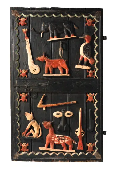 Porte du palais royal d'Abomey (II) — Image d'illustration — ne représente pas l'objet historique décrit.
